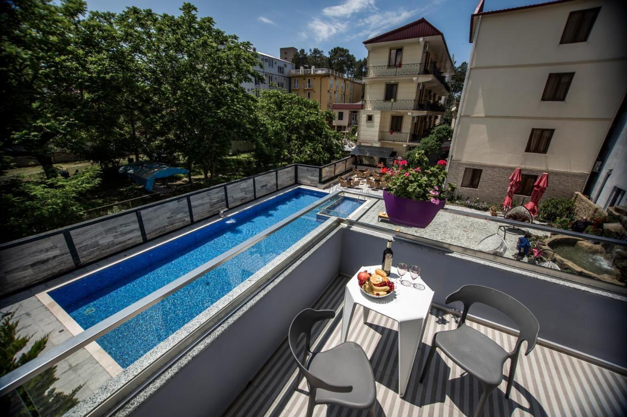 קובולטי Chveni Ezo Boutique Hotel מראה חיצוני תמונה