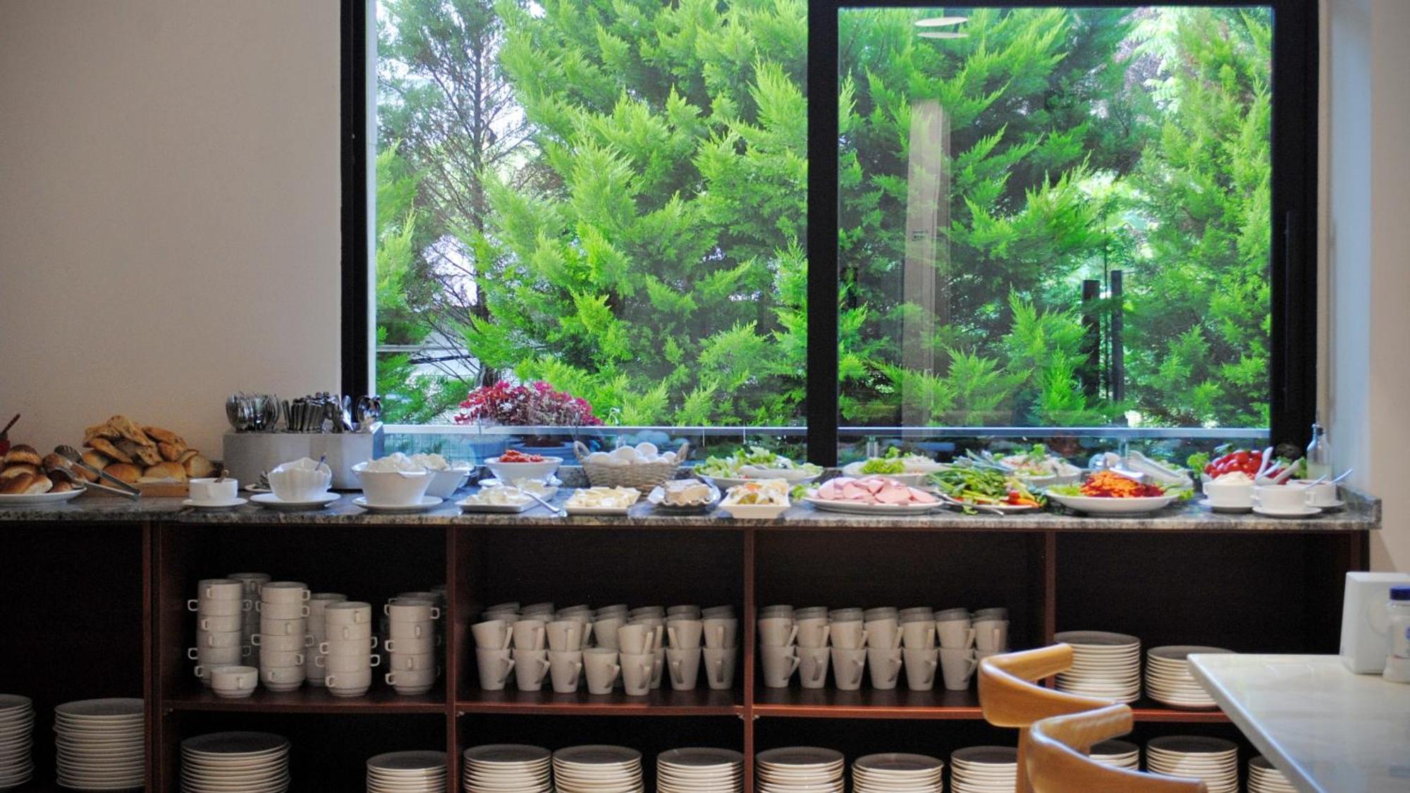קובולטי Chveni Ezo Boutique Hotel מראה חיצוני תמונה